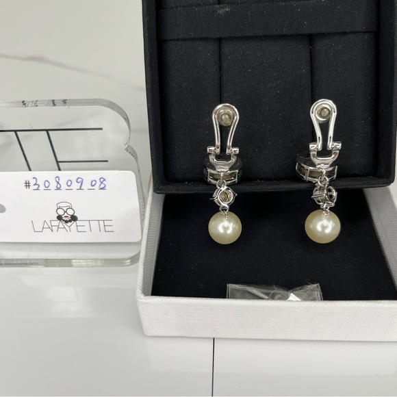 MIU MIU Earrings - Picture 3 of 5